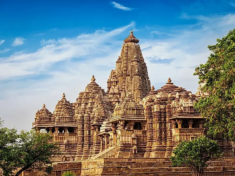 khajuraho-2.webp